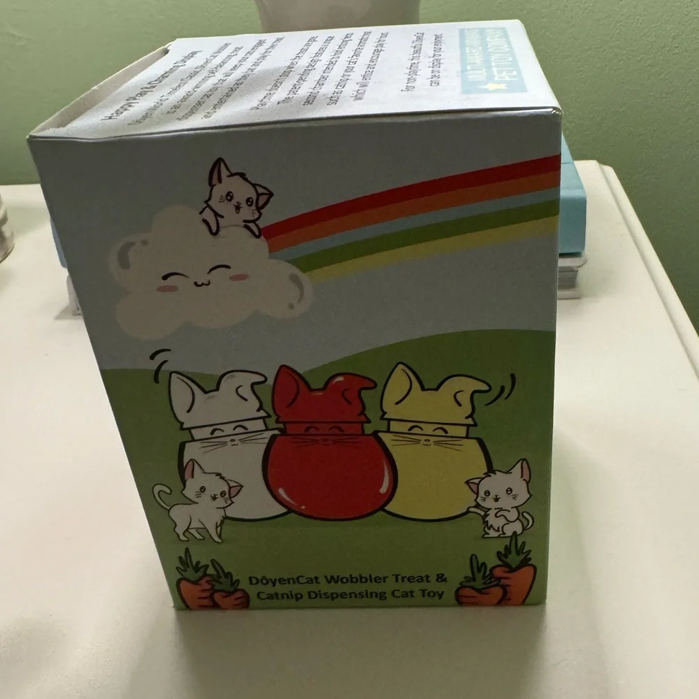 🐱 TREAT DISPENSING CAT TOY